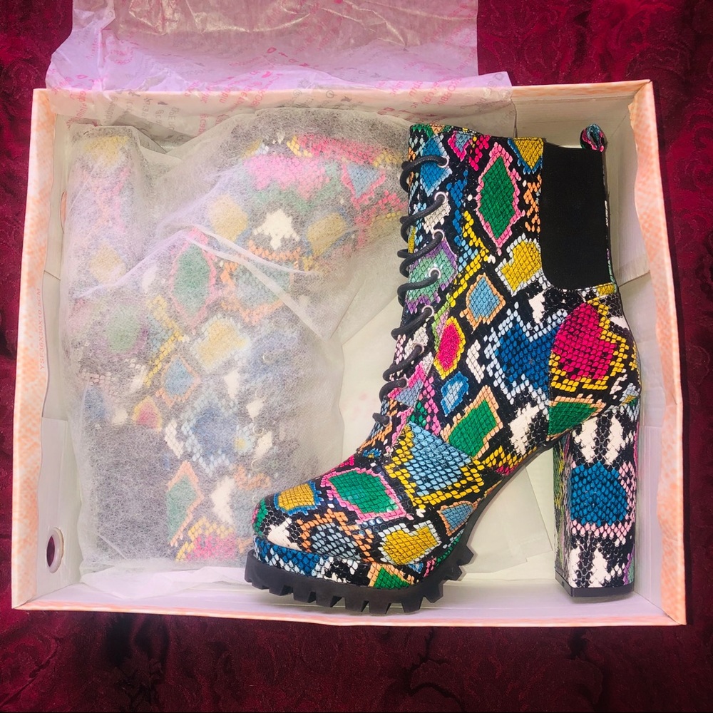 NWT Snakeskin Ankle Boot
